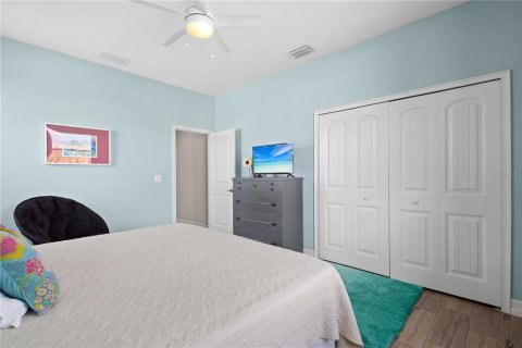 House in Englewood, Florida 3 bedrooms, 205.31 sq.m. № 1542809 - photo 27