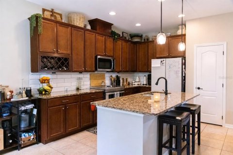 Touwnhouse à vendre à Sanford, Floride: 3 chambres, 162.76 m2 № 2315218 - photo 3