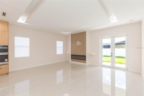 House in Tampa, Florida 4 bedrooms, 221.85 sq.m. № 2368856 - photo 24
