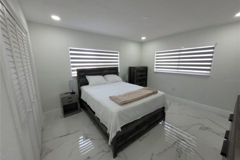 Casa en venta en Temple Terrace, Florida, 3 dormitorios, 115.48 m2 № 2111032 - foto 9