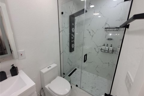 Casa en venta en Temple Terrace, Florida, 3 dormitorios, 115.48 m2 № 2111032 - foto 11