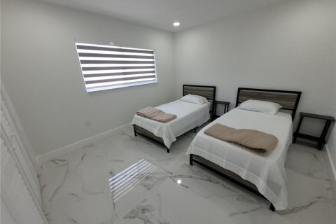 Casa en venta en Temple Terrace, Florida, 3 dormitorios, 115.48 m2 № 2111032 - foto 14
