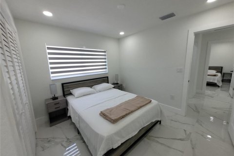 Casa en venta en Temple Terrace, Florida, 3 dormitorios, 115.48 m2 № 2111032 - foto 17