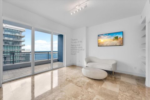 Condominio en venta en Miami, Florida, 2 dormitorios, 116.59 m2 № 1888810 - foto 7
