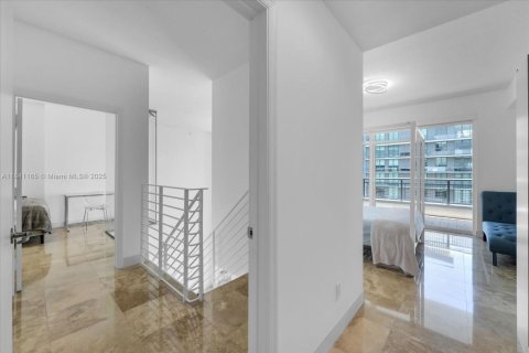 Condominio en venta en Miami, Florida, 2 dormitorios, 116.59 m2 № 1888810 - foto 23