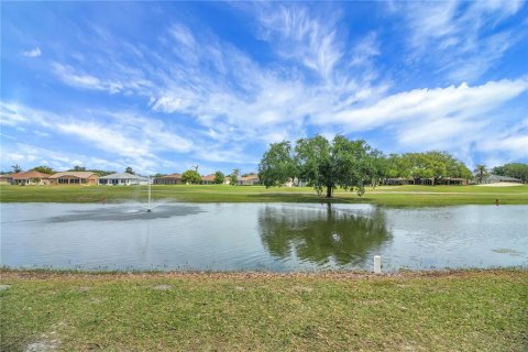 Casa en venta en Leesburg, Florida, 3 dormitorios, 170.94 m2 № 2119375 - foto 4