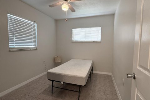 House in New Port Richey, Florida 3 bedrooms, 108.6 sq.m. № 1900463 - photo 20