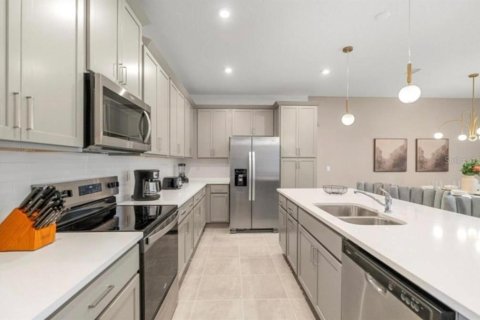 Touwnhouse à vendre à Kissimmee, Floride: 5 chambres, 213.58 m2 № 2120824 - photo 19