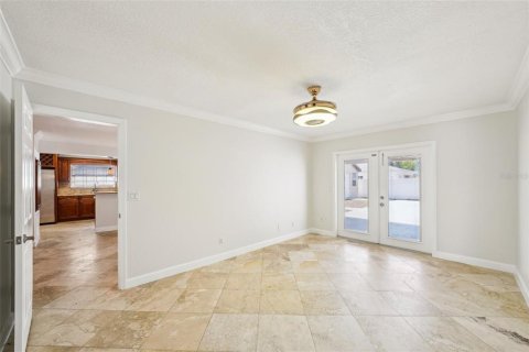 House in Tampa, Florida 4 bedrooms, 222.5 sq.m. № 1746851 - photo 28