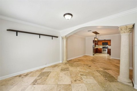 House in Tampa, Florida 4 bedrooms, 222.5 sq.m. № 1746851 - photo 13