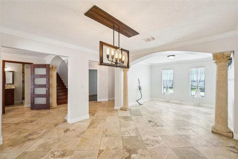 House in Tampa, Florida 4 bedrooms, 222.5 sq.m. № 1746851 - photo 9