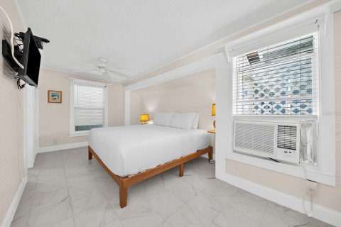 Villa ou maison à vendre à Clearwater, Floride: 3 chambres, 158.03 m2 № 2430773 - photo 9