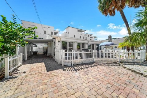 Villa ou maison à vendre à Clearwater, Floride: 3 chambres, 158.03 m2 № 2430773 - photo 7