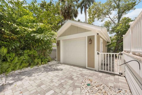 House in Bradenton, Florida 3 bedrooms, 147.71 sq.m. № 1820747 - photo 14