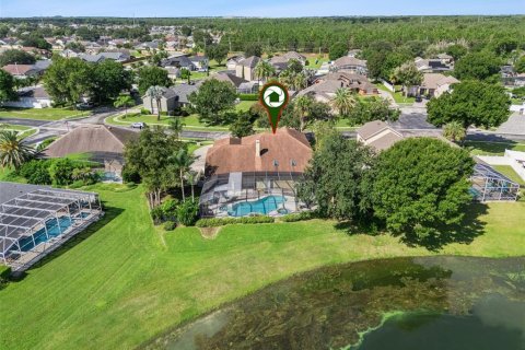 Casa en venta en Kissimmee, Florida, 8 dormitorios, 352.56 m2 № 2377934 - foto 6