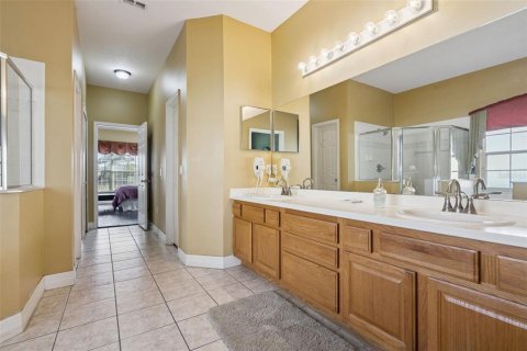Casa en venta en Kissimmee, Florida, 8 dormitorios, 352.56 m2 № 2377934 - foto 25