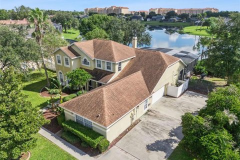 Casa en venta en Kissimmee, Florida, 8 dormitorios, 352.56 m2 № 2377934 - foto 2
