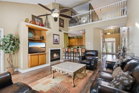 Casa en venta en Kissimmee, Florida, 8 dormitorios, 352.56 m2 № 2377934 - foto 10