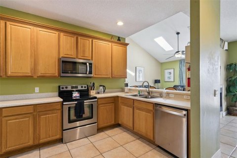 Casa en venta en Kissimmee, Florida, 8 dormitorios, 352.56 m2 № 2377934 - foto 15