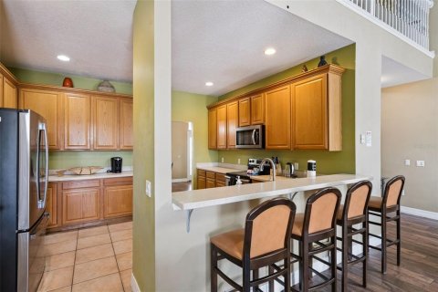 Casa en venta en Kissimmee, Florida, 8 dormitorios, 352.56 m2 № 2377934 - foto 13