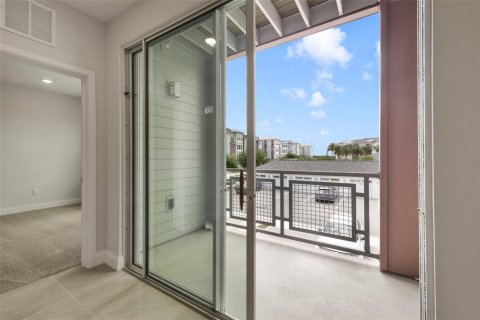 Condominio en venta en Orlando, Florida, 2 dormitorios, 127.09 m2 № 1913138 - foto 25