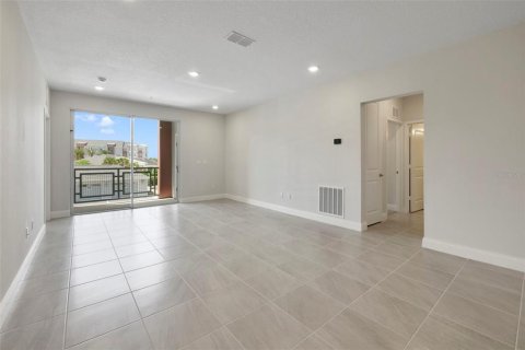 Condominio en venta en Orlando, Florida, 2 dormitorios, 127.09 m2 № 1913138 - foto 12