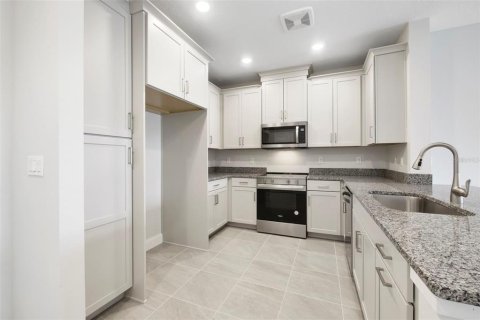 Condominio en venta en Orlando, Florida, 2 dormitorios, 127.09 m2 № 1913138 - foto 10