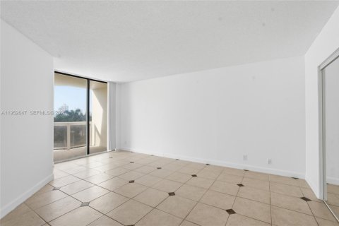 Купить кондоминиум в Авентура, Флорида 3 спальни, 181.16м2, № 2023718 - фото 13