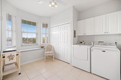 House in Englewood, Florida 3 bedrooms, 307.69 sq.m. № 2142533 - photo 29