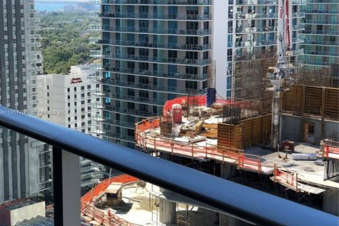 Condominio en alquiler en Miami, Florida, 2 dormitorios, 95.5 m2 № 2011551 - foto 19