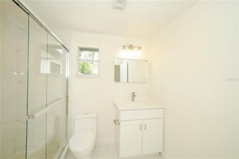 Casa en venta en Lutz, Florida, 5 dormitorios, 354.42 m2 № 1789535 - foto 22