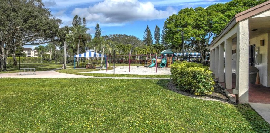 Condominio en Coconut Creek, Florida, 2 dormitorios № 1226788