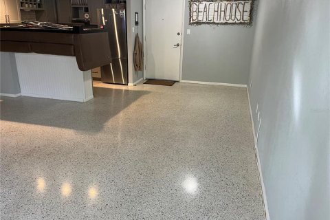 Condominio en venta en Cocoa Beach, Florida, 1 dormitorio, 69.68 m2 № 1517715 - foto 12