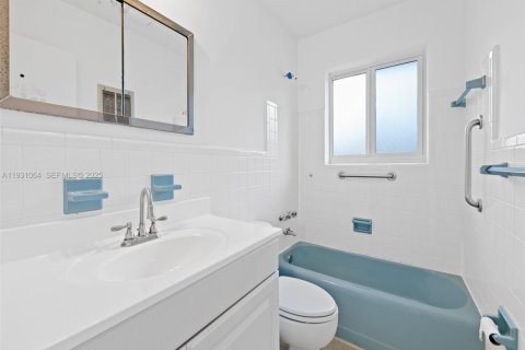 Купить виллу или дом в Плантация, Флорида 3 спальни, 154.78м2, № 1991745 - фото 12