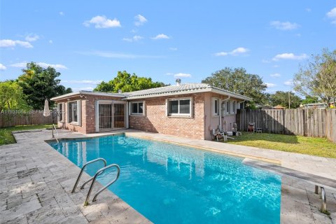 Купить виллу или дом в Плантация, Флорида 3 спальни, 154.78м2, № 1991745 - фото 14