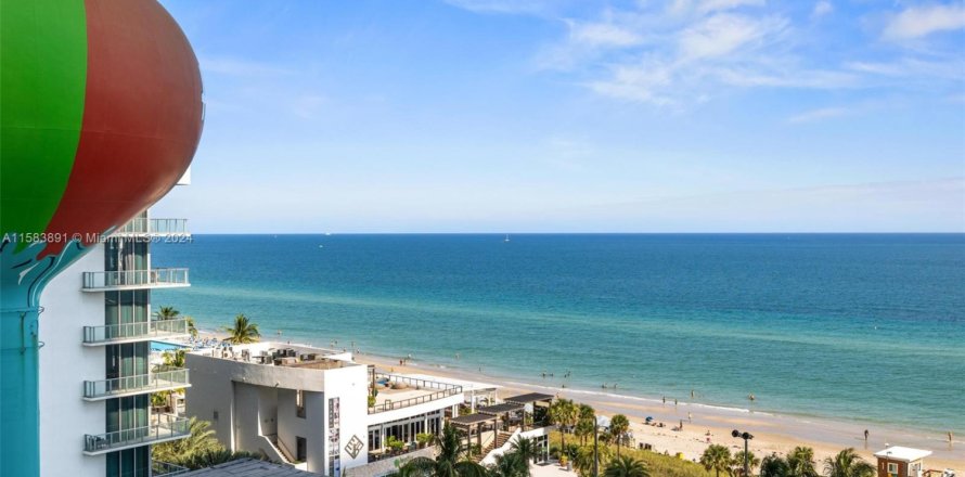 Condo à Hallandale Beach, Floride, 2 chambres  № 1167763