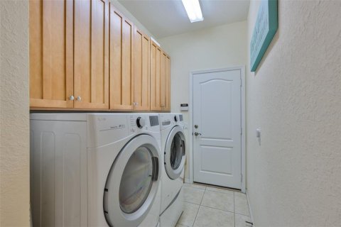 Condominio en venta en Sun City Center, Florida, 2 dormitorios, 130.99 m2 № 1873202 - foto 27