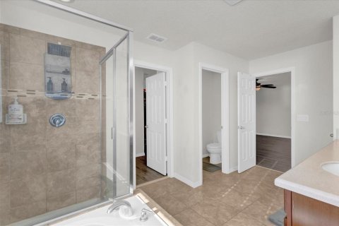 Casa en venta en Kissimmee, Florida, 4 dormitorios, 214.33 m2 № 1558494 - foto 22