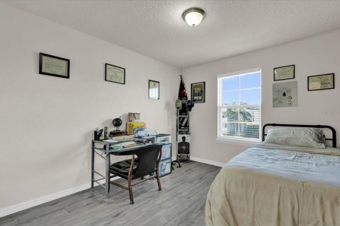 Casa en venta en Kissimmee, Florida, 4 dormitorios, 214.33 m2 № 1558494 - foto 17
