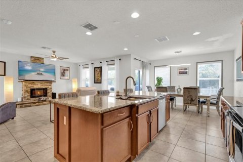 Casa en venta en Kissimmee, Florida, 4 dormitorios, 214.33 m2 № 1558494 - foto 9