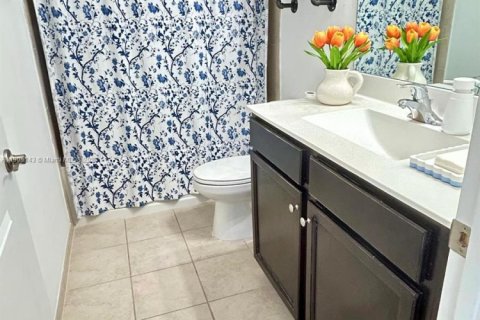 Townhouse in Homestead, Florida 3 bedrooms, 123.19 sq.m. № 1956107 - photo 4