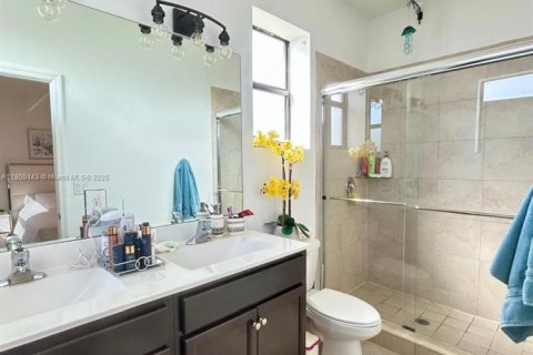 Townhouse in Homestead, Florida 3 bedrooms, 123.19 sq.m. № 1956107 - photo 10