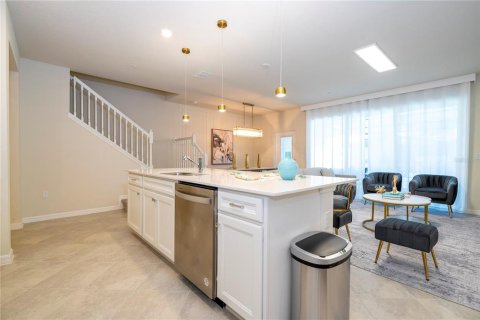 Touwnhouse à vendre à Clermont, Floride: 5 chambres, 211.91 m2 № 2425576 - photo 15