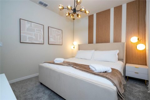 Touwnhouse à vendre à Clermont, Floride: 5 chambres, 211.91 m2 № 2425576 - photo 11