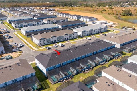 Touwnhouse à vendre à Clermont, Floride: 5 chambres, 211.91 m2 № 2425576 - photo 3