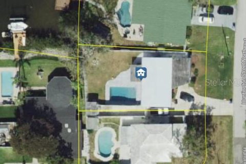 House in Saint Petersburg, Florida 3 bedrooms, 106.84 sq.m. № 1409902 - photo 2