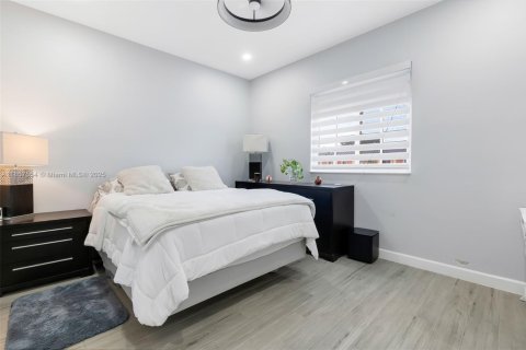 Touwnhouse à vendre à Pembroke Pines, Floride: 2 chambres, 121.89 m2 № 1881488 - photo 25