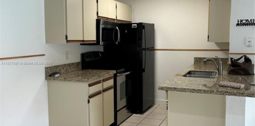 Condo à Miami, Floride, 1 chambre № 1801174