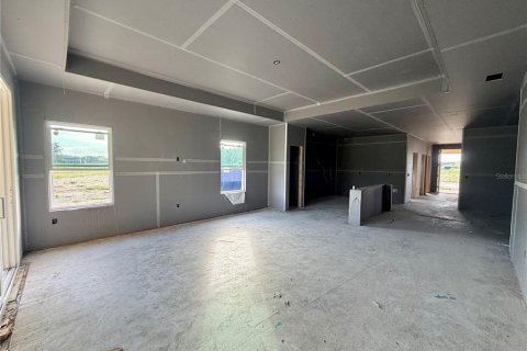 House in Newberry, Florida 4 bedrooms, 180.88 sq.m. № 2225715 - photo 3