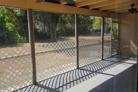 House in Port Charlotte, Florida 3 bedrooms, 105.91 sq.m. № 2109118 - photo 29